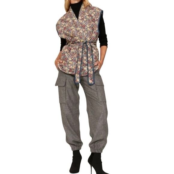 Blank NYC Quilted In Bloom Wrap Belted Jacket Vest Size M New w Tag MSRP $98 SOO - Picture 5 of 14